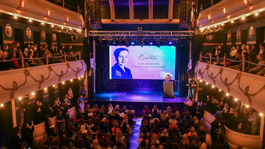 Homenaje a Evita en Crdoba Foto Irma Montiel